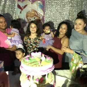 Meet your Posher, Elsy